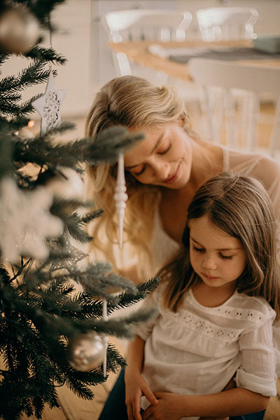Aesthetic Christmas photo ideas