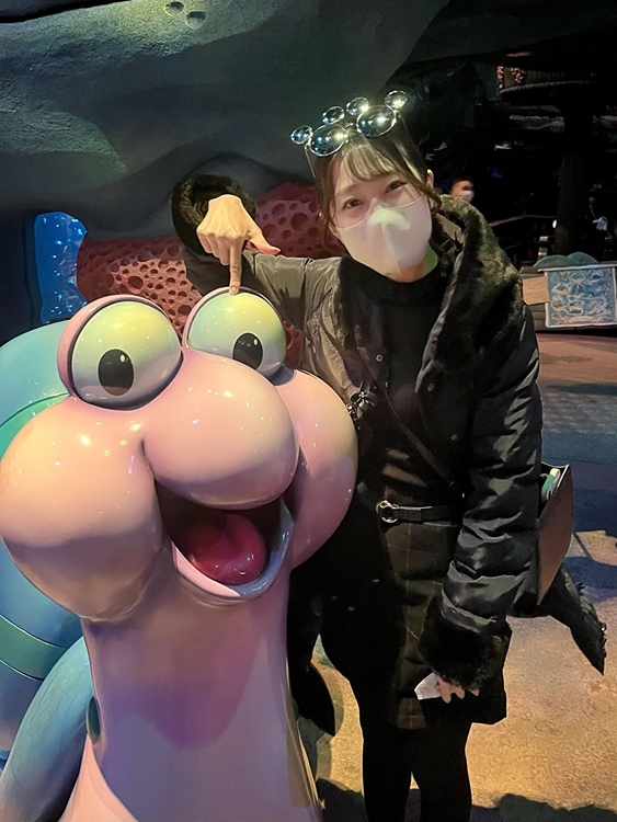 今回はテーマパークでの写真の撮り方&加工方法をお教えします☆彡 例えば、「おススメポーズ&スポット」や「おしゃれ画像になる加工方法」はもちろん、「曇り空を晴れにする方法」等、テクニック的な部分もご紹介しますよ~!