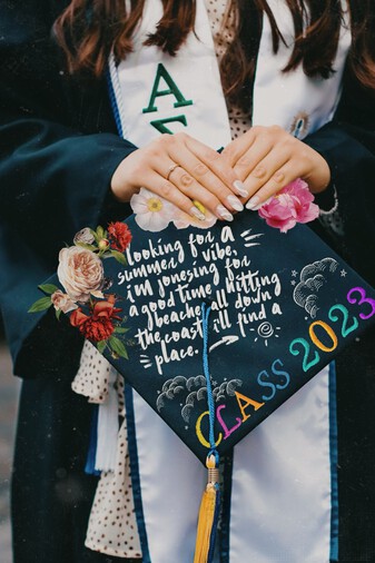 unique and creative graduation cap ideas