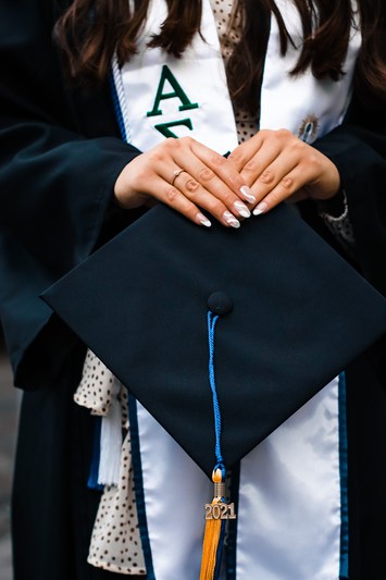 unique and creative graduation cap ideas