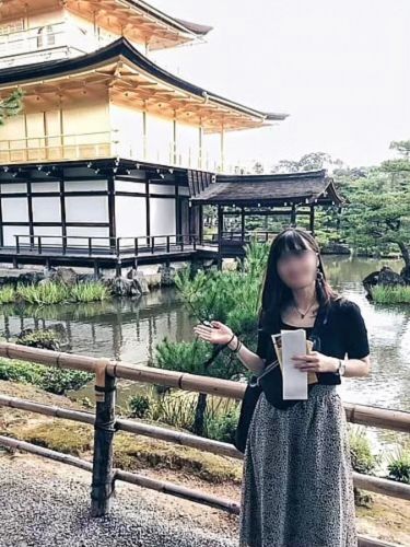 Gaya tersembunyi wajah yang populer di Instagram