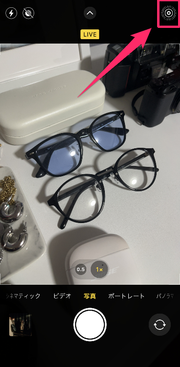 Live Photos機能を使ってシャッター音を小さくする

