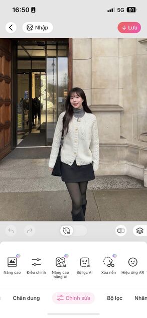 BeautyPlus-Thay trang phục với app step 1