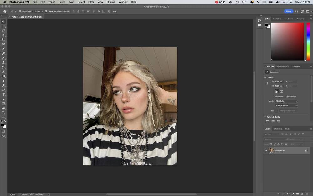 Photoshop-Mở ảnh cần chỉnh bằng phần mềm Photoshop