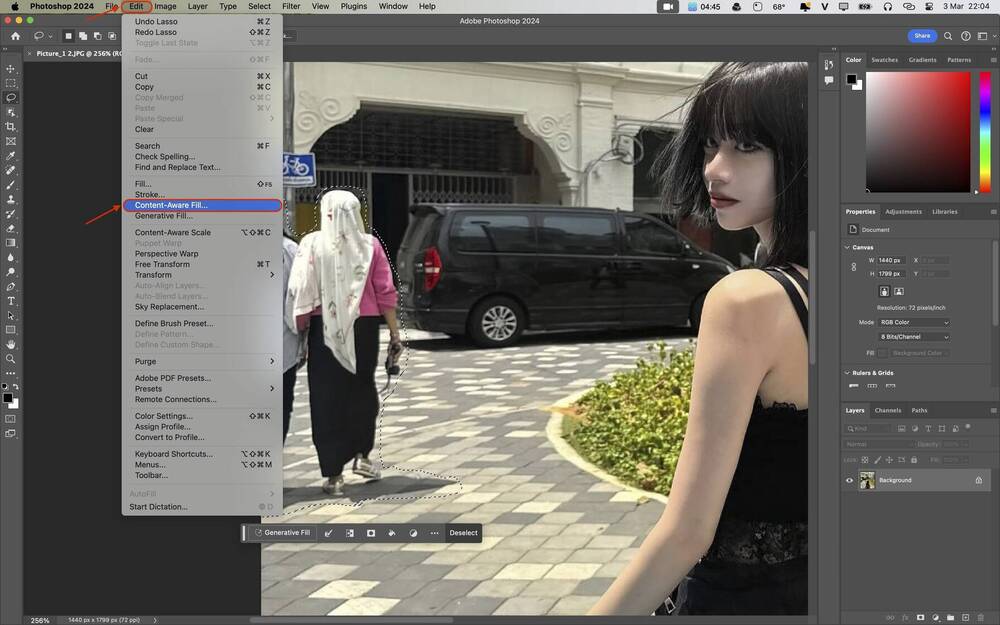 Chọn tính năng Content-Aware Fill trên Photoshop