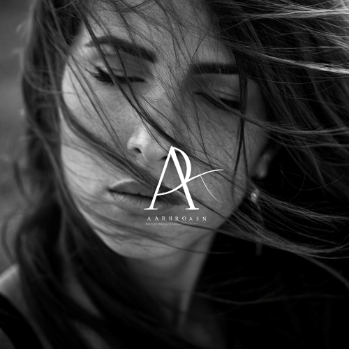 remove people from photos - b&w woman with watermark before
