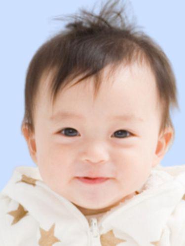 赤ちゃんのマイナンバーカード写真 - 新生児 - 青い背景