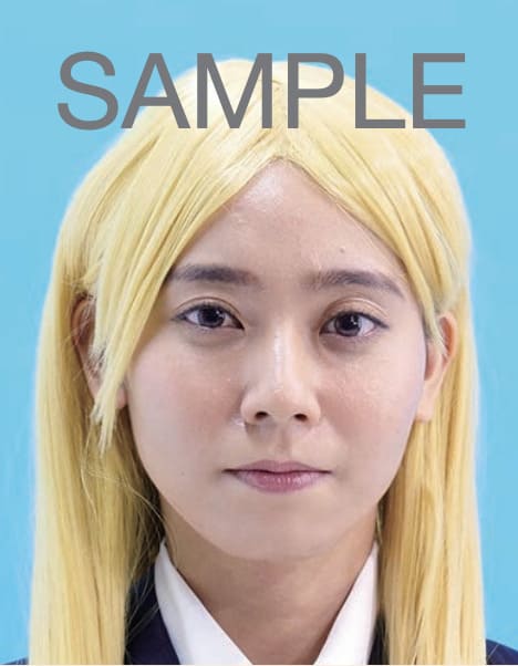 パスポート写真の規定 - 不可 - 髪の毛で耳を隠す