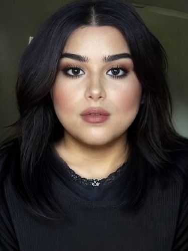 remove double chin - woman after beautyplus ai replacer