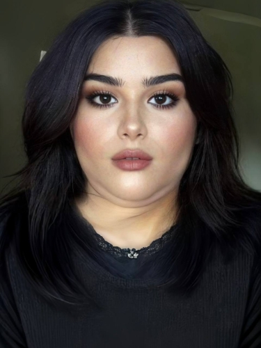 remove double chin - woman before
