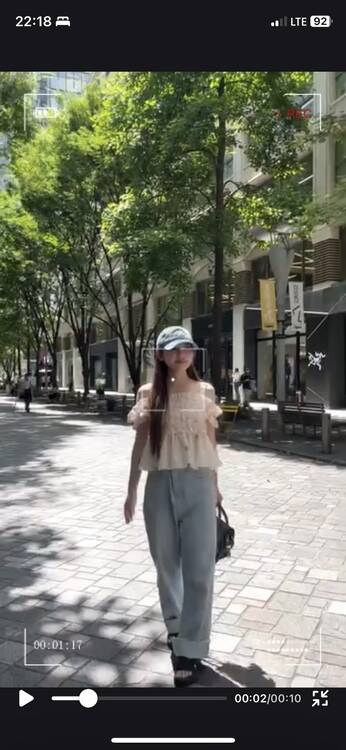 video chuyển cảnh-Hiệu ứng video chuyển cảnh len ống kính với BeautyPlus 02