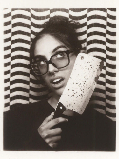 halloween photo booth ideas08-killer cleaver portrait